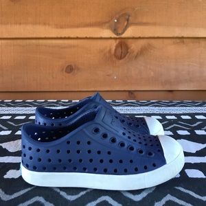 Toddler boys Native shoes Size 10 Blue